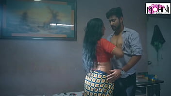 Read more about the article Stepbrother entices Indian super-bitch & bangs her from behind in first-ever-timer Hindi intercourse flick